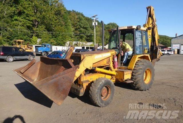 John Deere 710B Tractopelle