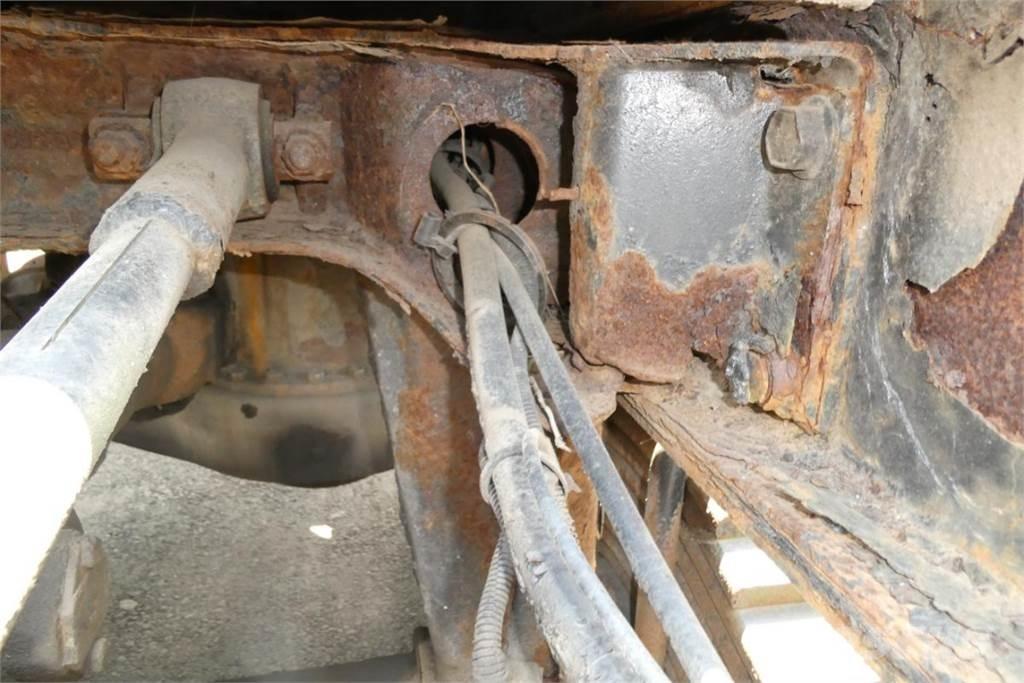 Mack CL733 Châssis cabine