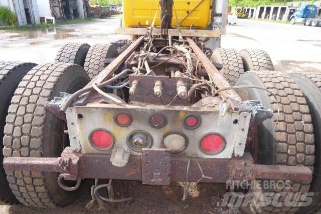 Mack RD688S Châssis cabine