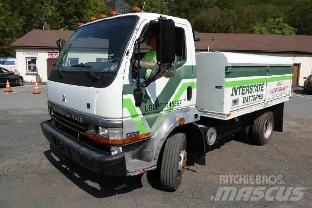 Mitsubishi FH Camions et véhicules municipaux