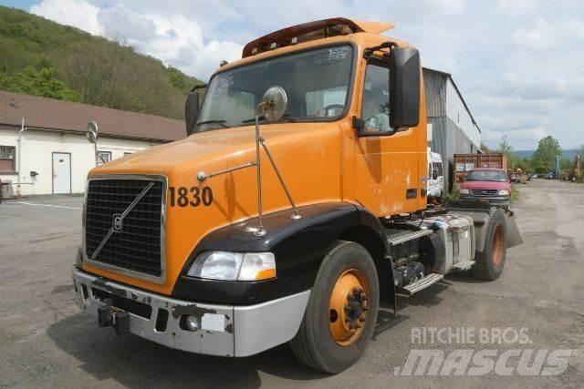 Volvo VNM42T Châssis cabine