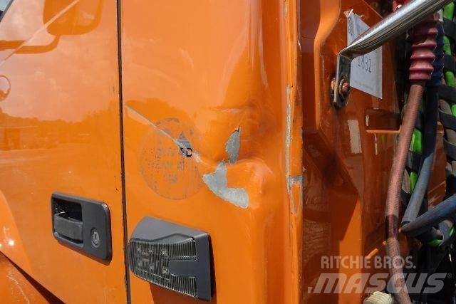 Volvo VNM42T Châssis cabine