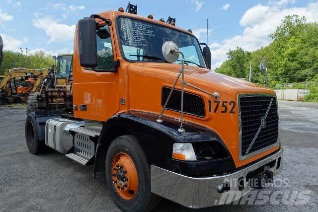 Volvo VNM42T Châssis cabine