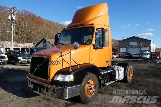 Volvo VNM42T Châssis cabine