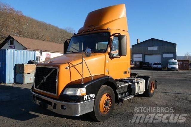 Volvo VNM42T Châssis cabine