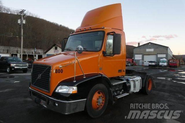Volvo VNM42T Châssis cabine
