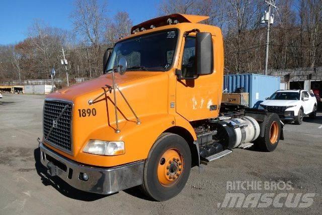 Volvo VNM42T Châssis cabine