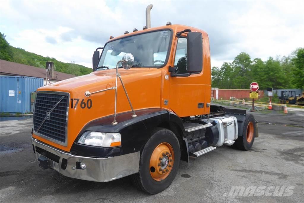 Volvo VNM42T Châssis cabine
