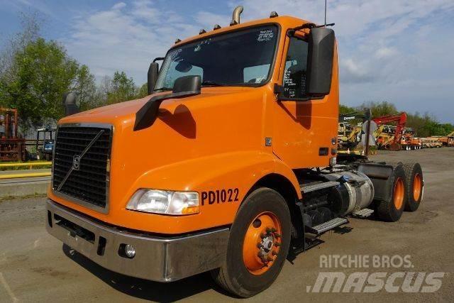 Volvo VNM64T Châssis cabine