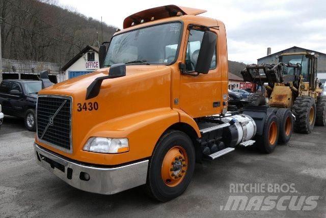 Volvo VNM64T Châssis cabine