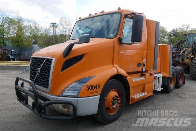 Volvo VNR64T300 Châssis cabine