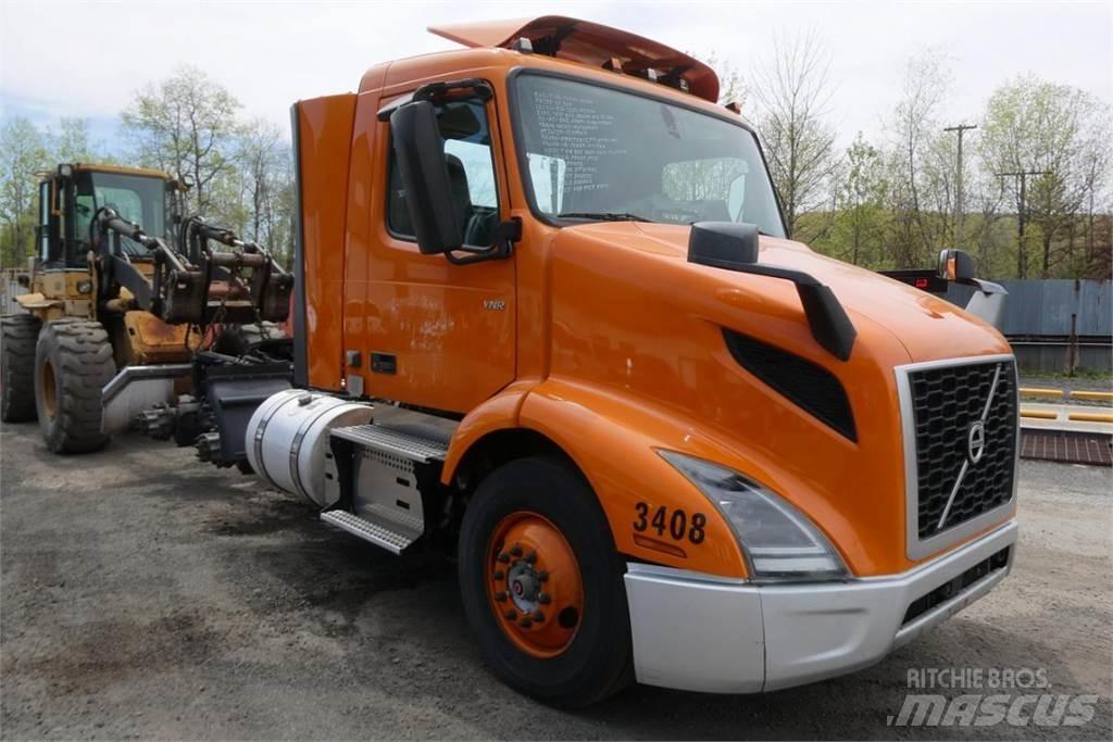 Volvo VNR64T300 Châssis cabine