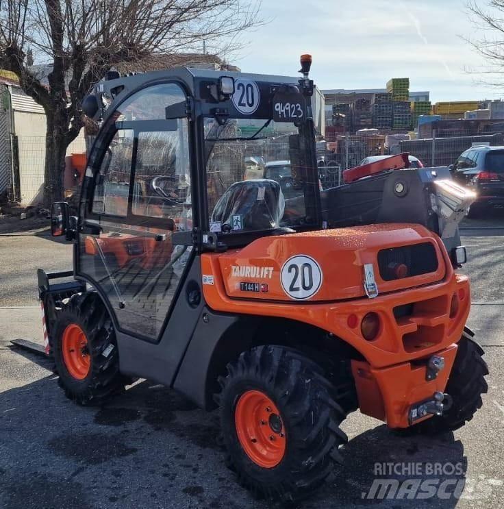 Ausa T144H Chariot télescopique