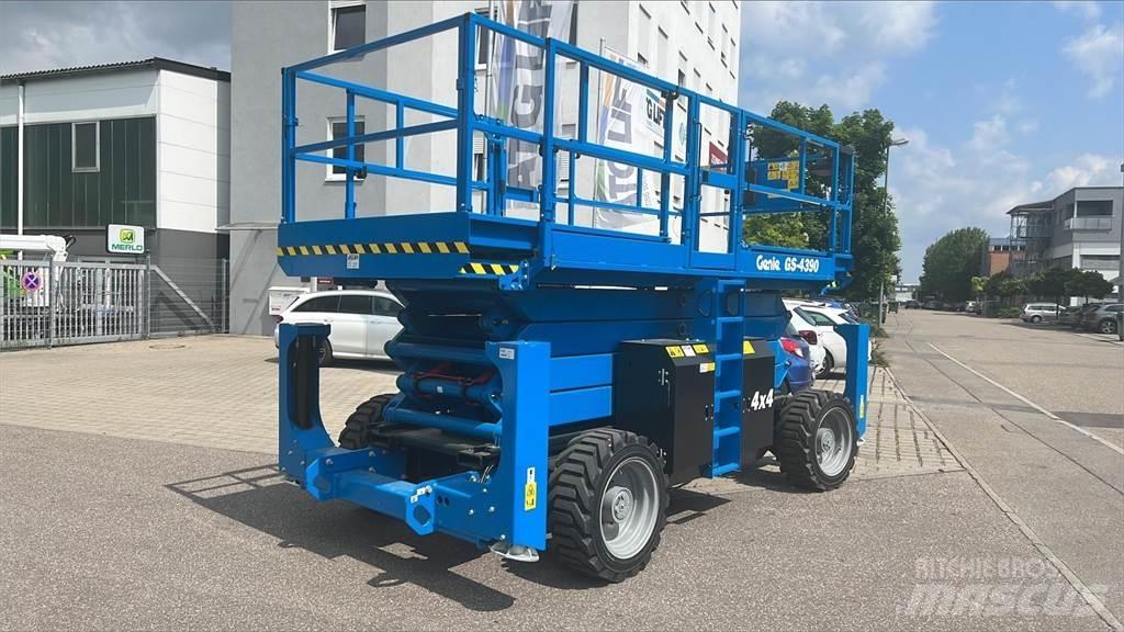 Genie GS-4390RT Nacelle ciseaux