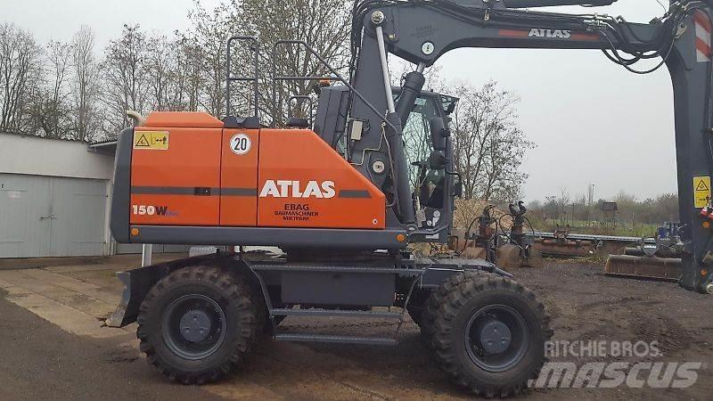 Atlas 150W Pelle sur pneus