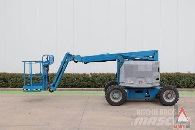 Genie Z34-22RT Nacelles articulées
