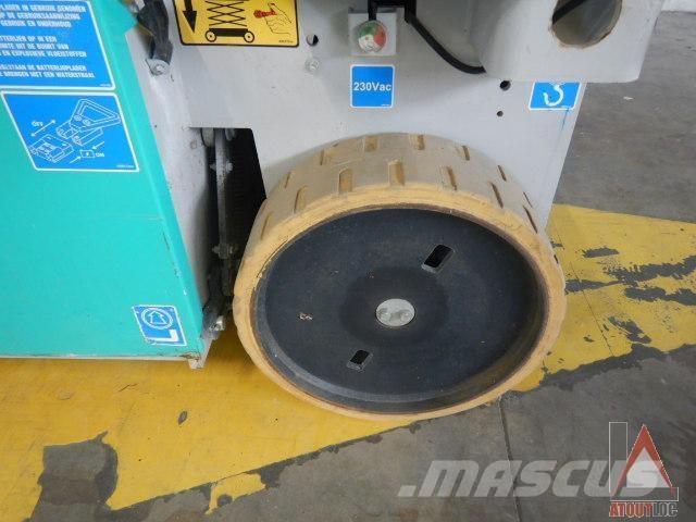 Imer IM14122 Nacelles articulées