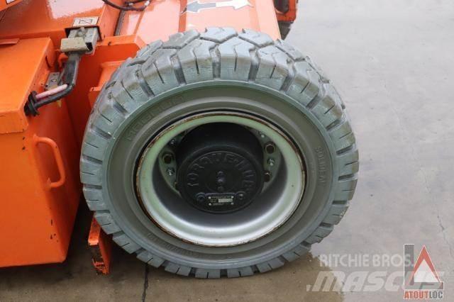 JLG E300AJP Nacelles articulées