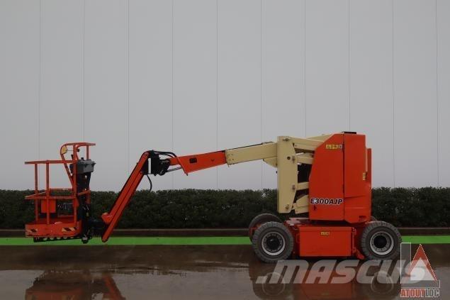 JLG E300AJP Nacelles articulées