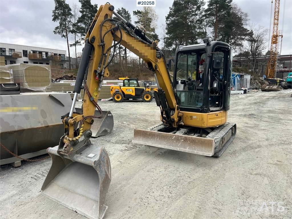 CAT 303.5ECR Pelle sur chenilles
