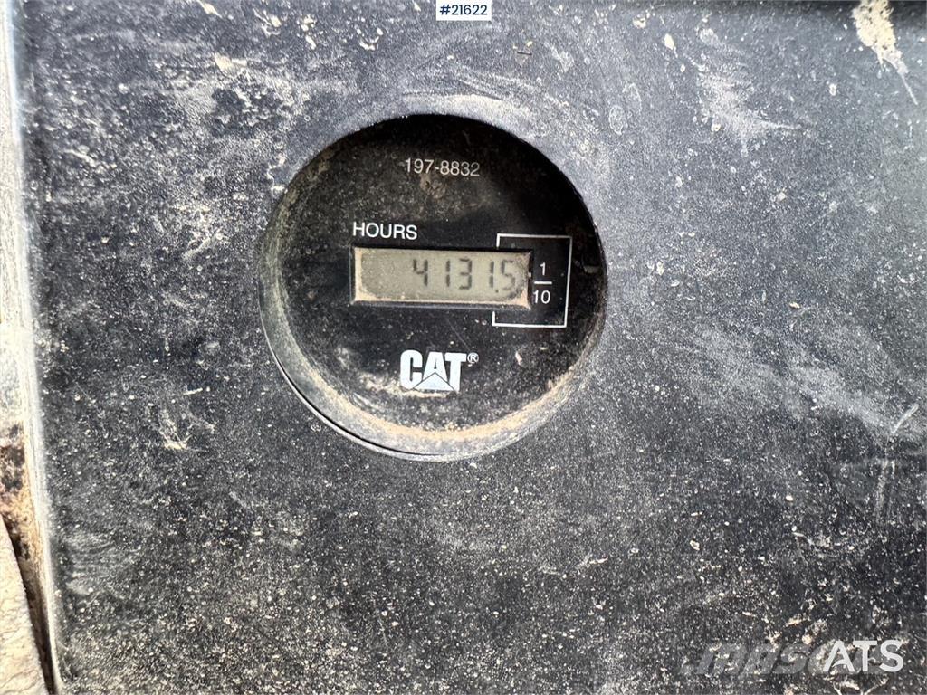 CAT 305C Pelle sur chenilles