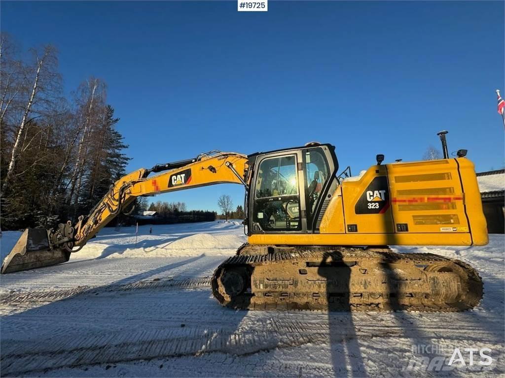 CAT 323 Pelle sur chenilles