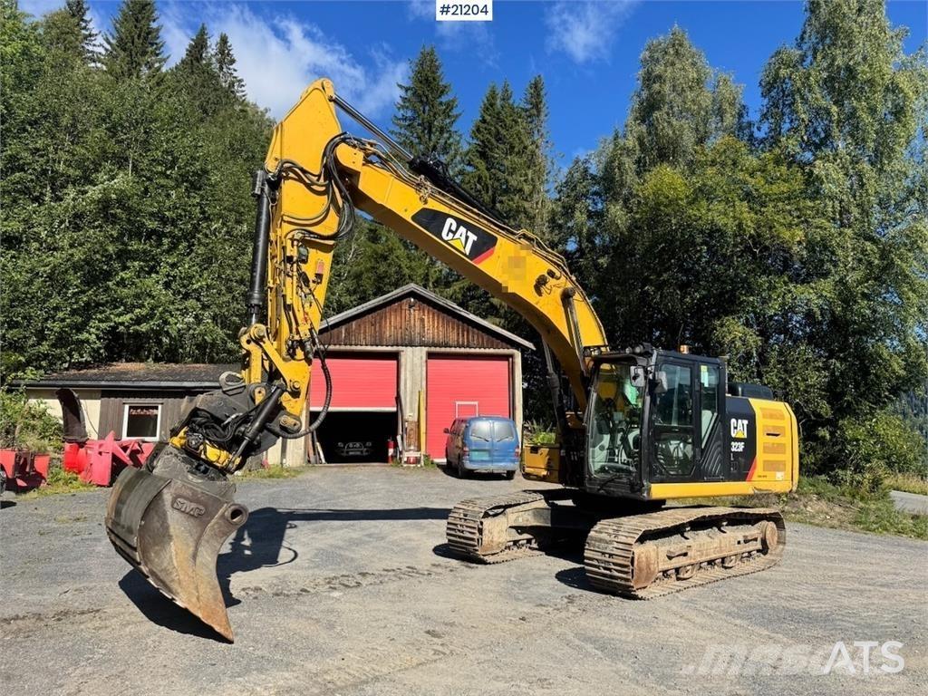 CAT 323FL Pelle sur chenilles