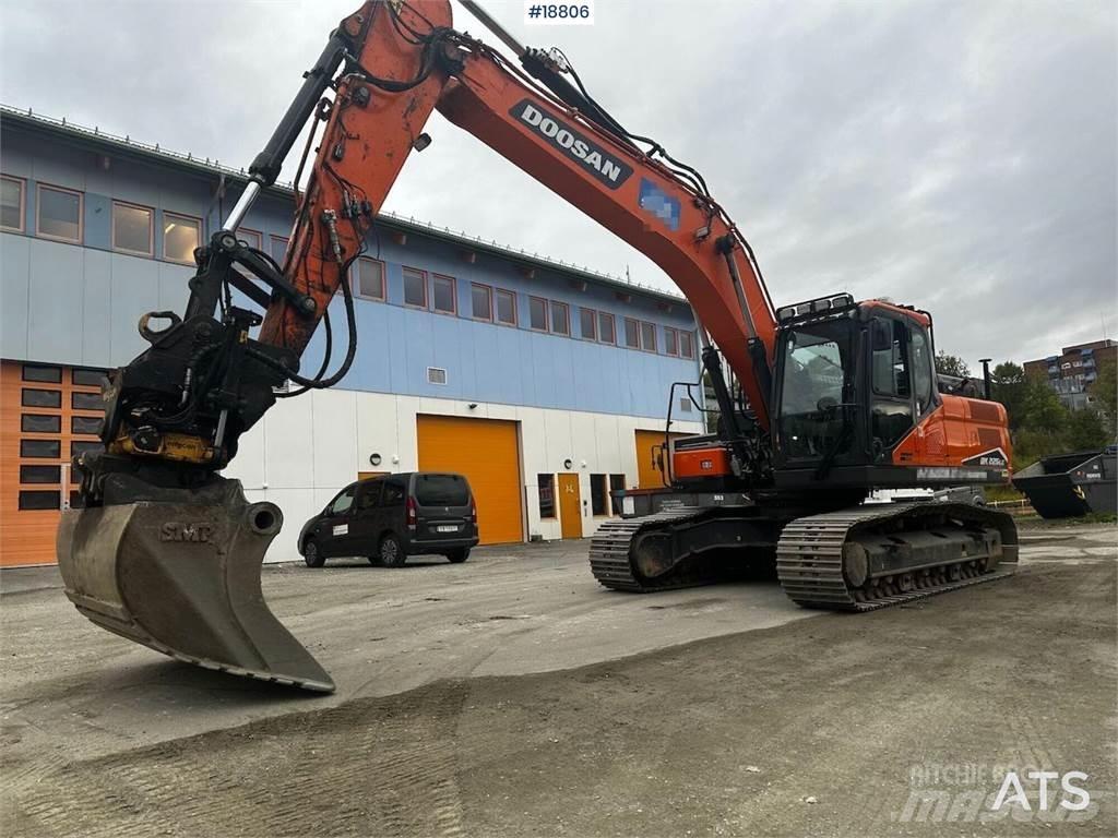 Doosan DX225LC Pelle sur chenilles