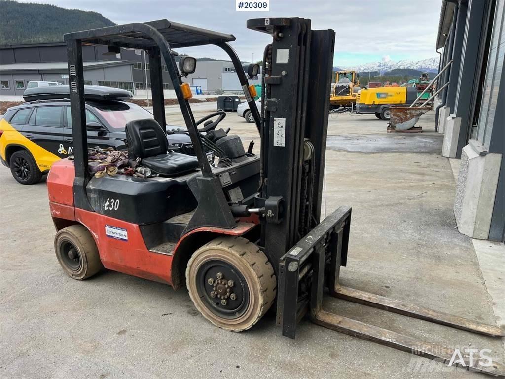  Gaffeltruck FG301 Autres Chariots élévateurs