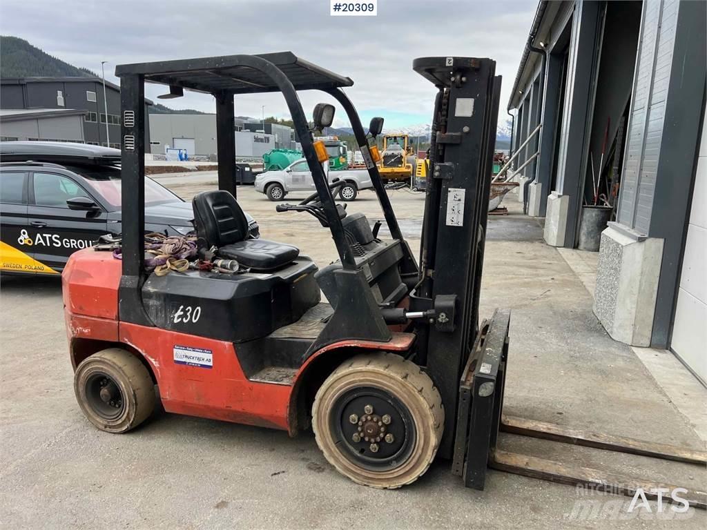  Gaffeltruck FG301 Autres Chariots élévateurs