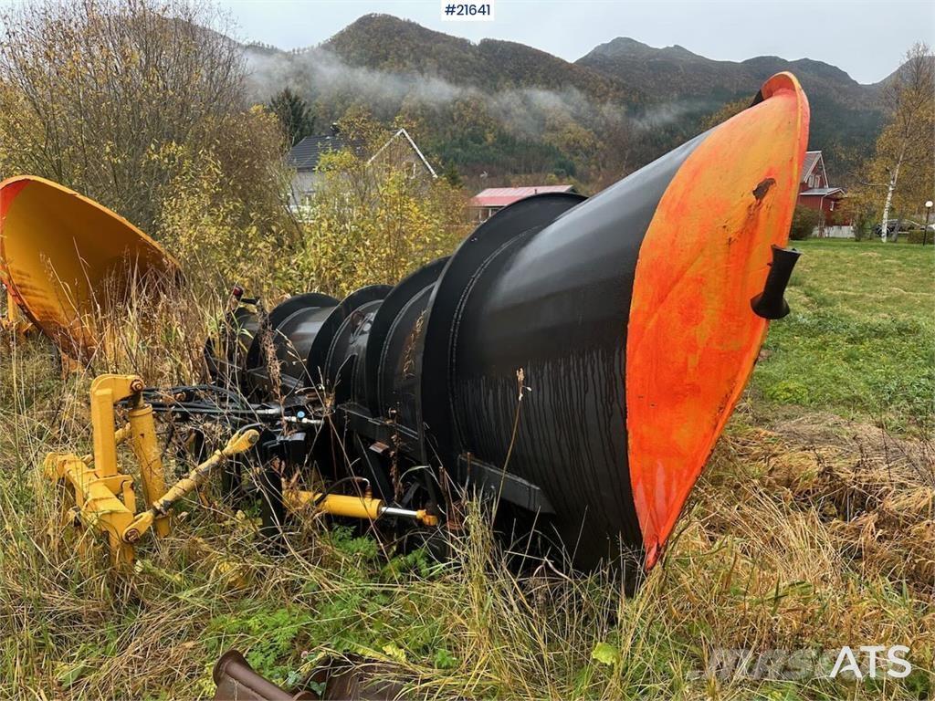  Gmill HDA 265 plow. Transport - Autres