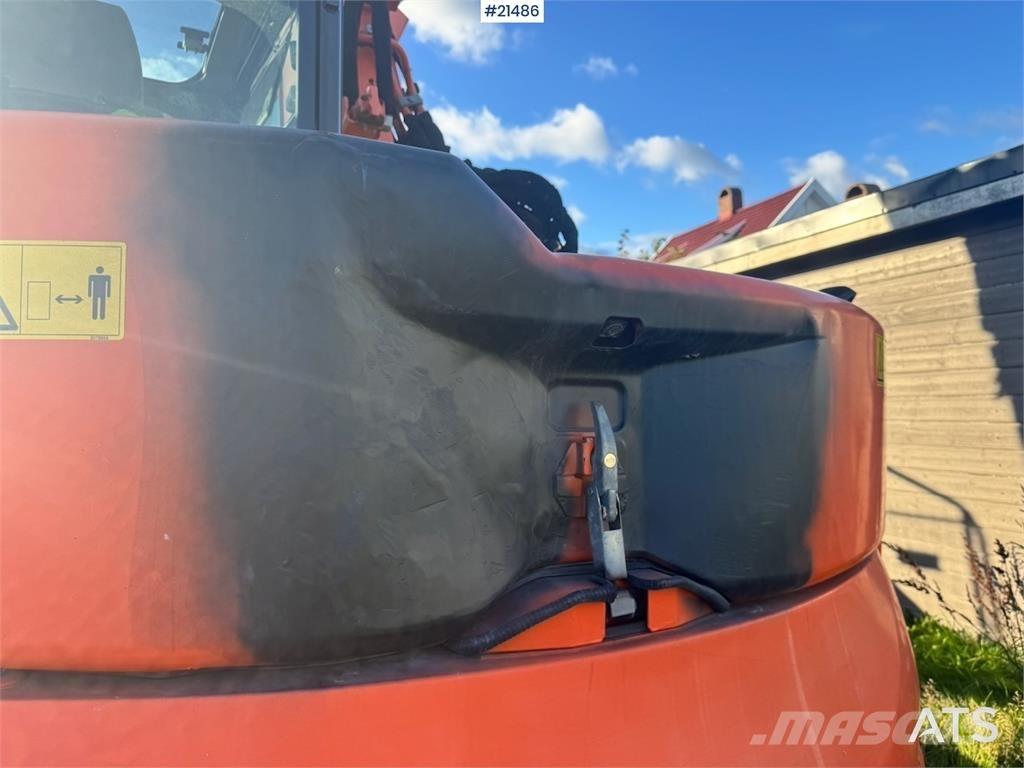 Hitachi ZX85US-5A Pelle sur chenilles
