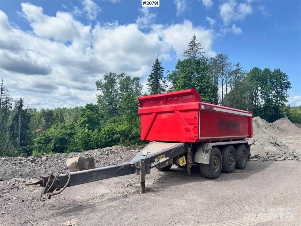 Istrail Trailer. Remorque benne
