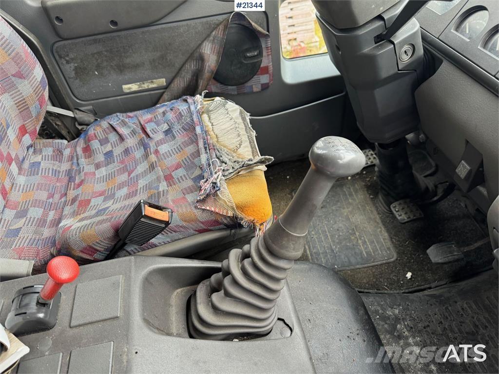 Iveco Eurocargo Camion à rideaux coulissants (PLSC)