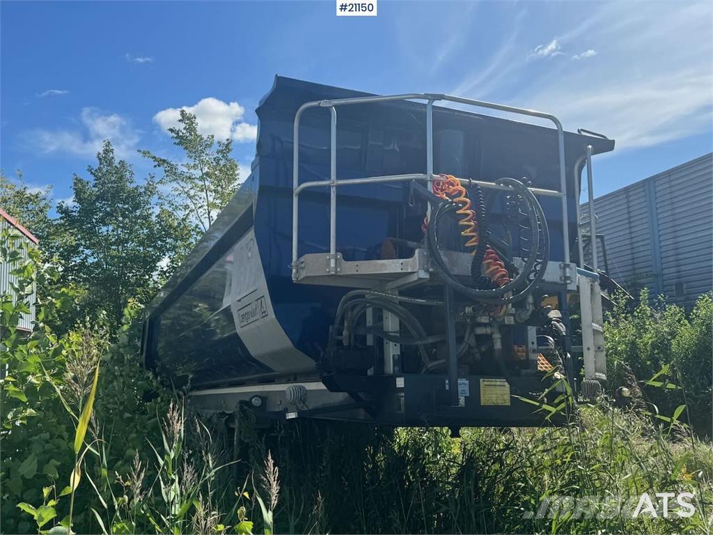  Lagendorf Tippsemi Benne semi remorque