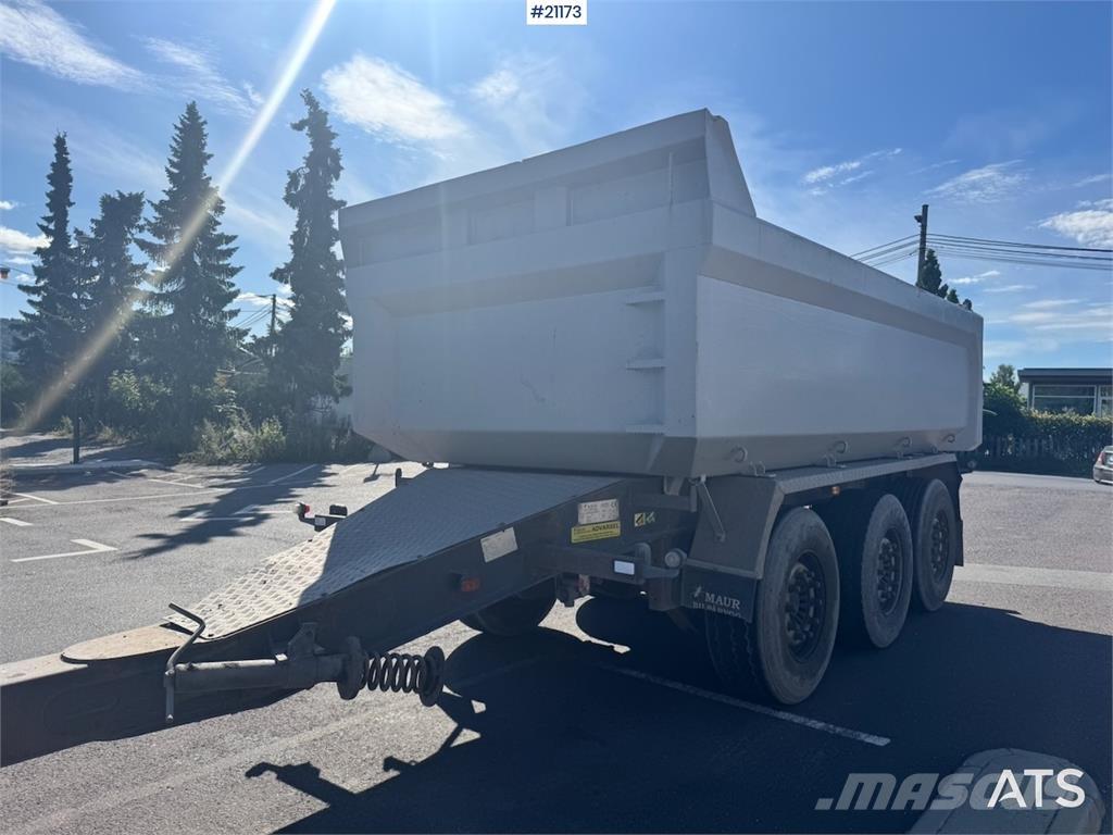 Maur Trailer. Remorque benne