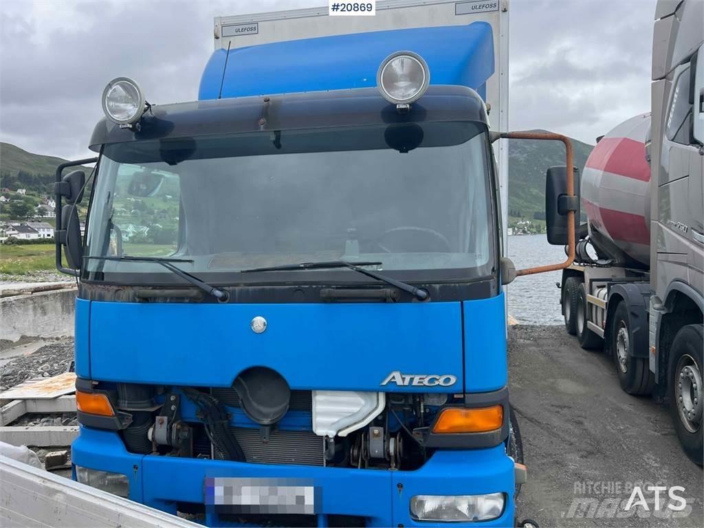 Mercedes-Benz 1523 Camion Fourgon