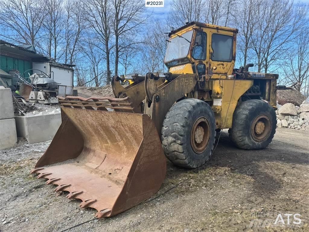 Michigan 75B Chargeuse sur pneus