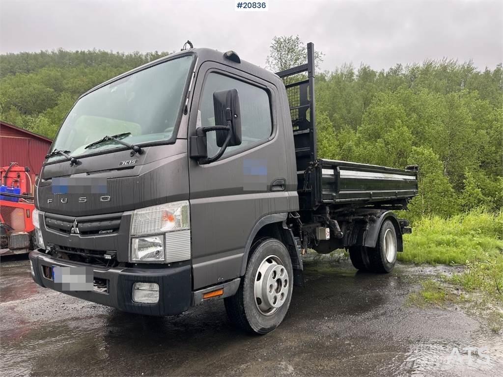 Mitsubishi Fuso Camion plateau