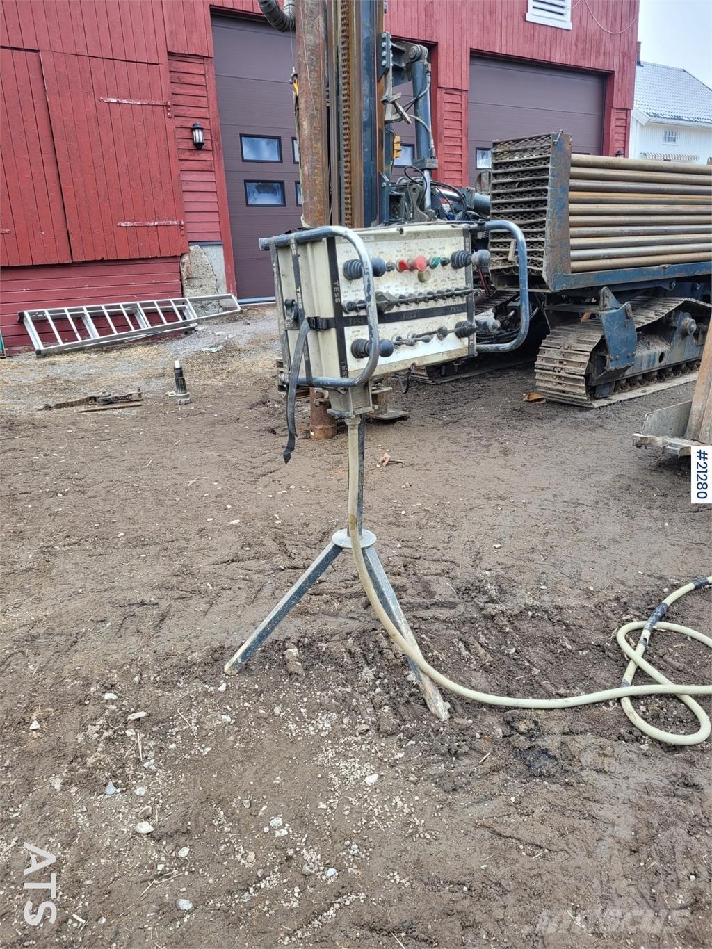 Nemek 407 TS Foreuse de surface