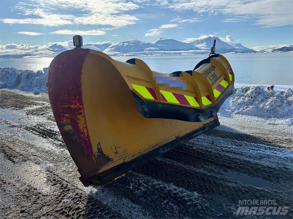  Saltvikplogen F-280 Construction - Autres