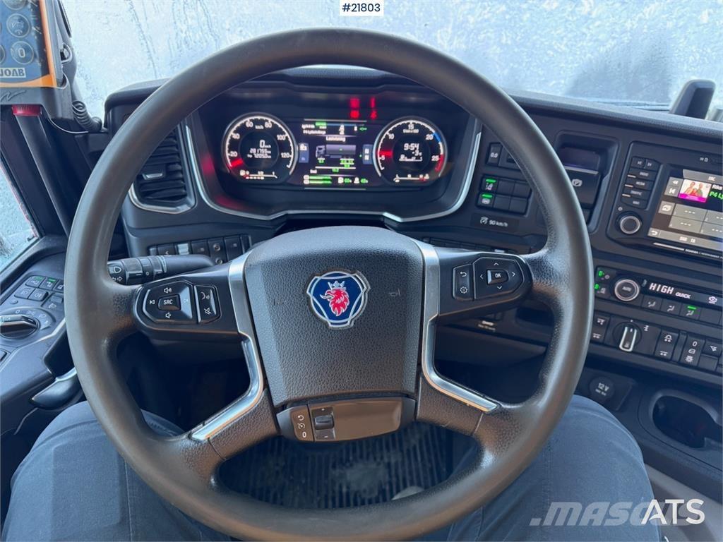 Scania P450 Camion multibenne