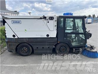 Schmidt Swingo 200+ Camion balayeur