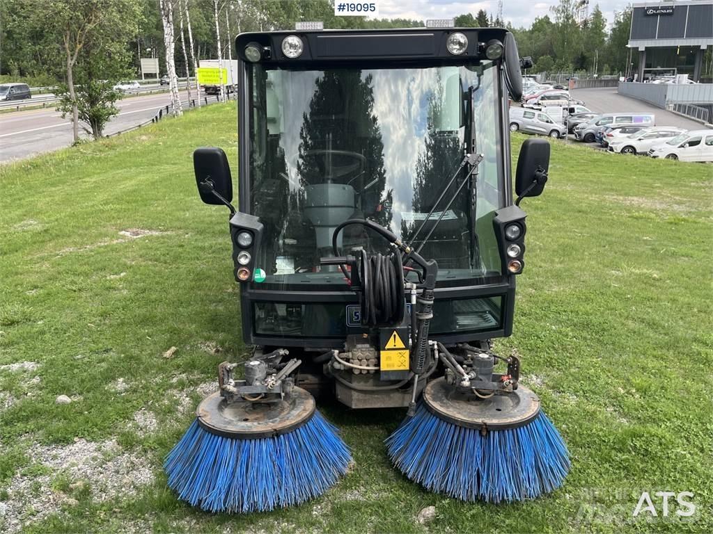 Schmidt Swingo 200+ Camion balayeur