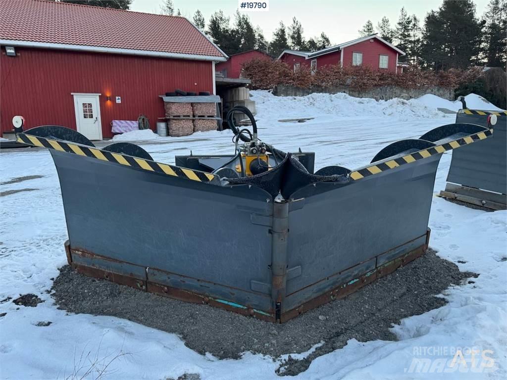 Stark NL3200 V-plow Construction - Autres