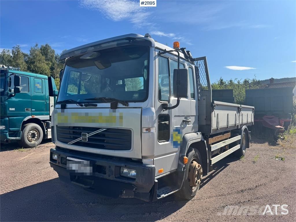 Volvo FL250 Truck. Camion plateau
