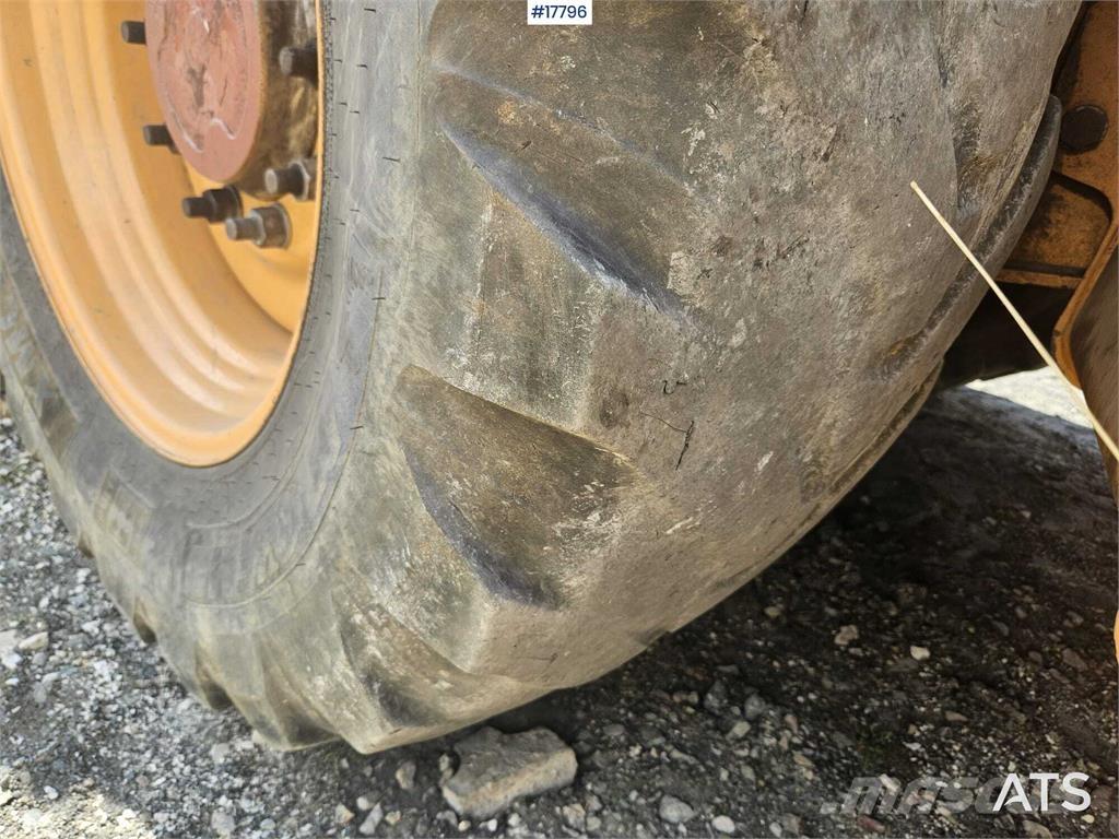 CASE ST 580 Tractopelle