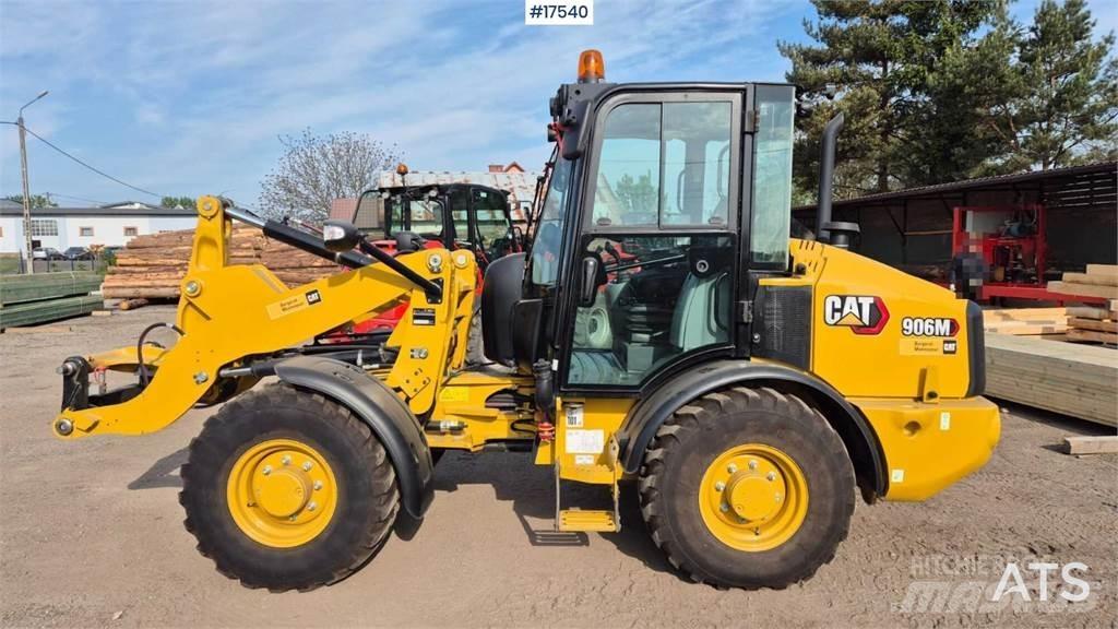 CAT 906M Chargeuse sur pneus