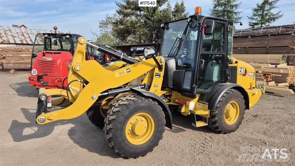 CAT 906M Chargeuse sur pneus