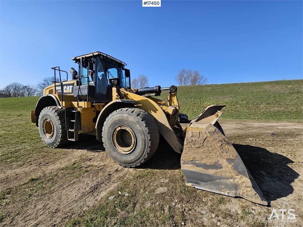 CAT 966M Chargeuse sur pneus